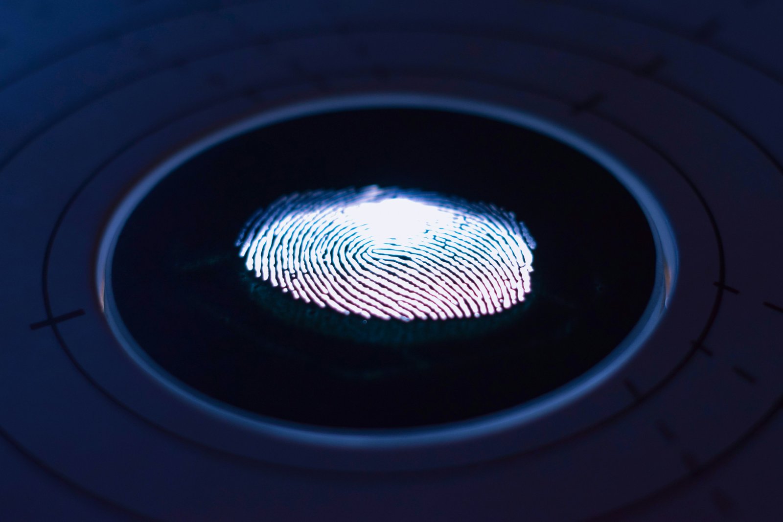 數據隱私與合a規風險 — 甫東科技提供的GDPR、個資法對應保護機制